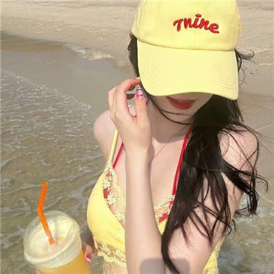 垃圾箱里的婴儿